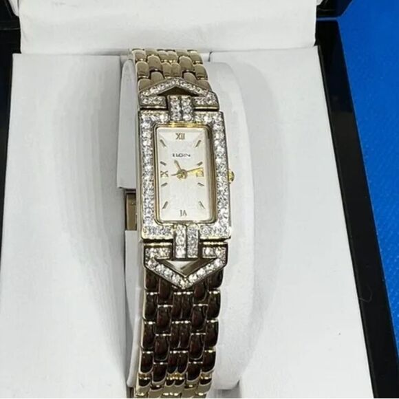 Gold Tone Rectangular  Watch Vintage elc230 main image 14